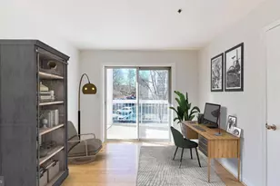 3179 Summit Square Dr, Oakton, VA 22124 - Photo 29