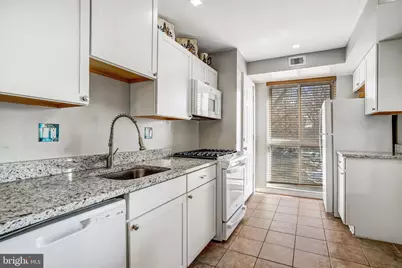 5612 Bloomfield Drive #204, Alexandria, VA 22312 - Photo 11