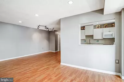 5612 Bloomfield Drive #204, Alexandria, VA 22312 - Photo 7