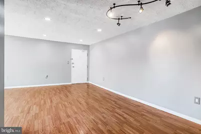 5612 Bloomfield Drive #204, Alexandria, VA 22312 - Photo 9