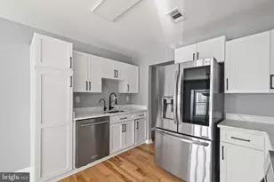 8507 Shirley Woods Ct, Lorton, VA 22079 - Photo 9