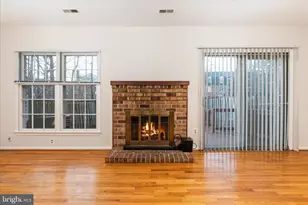 4432 Chase Park Ct, Annandale, VA 22003 - Photo 9