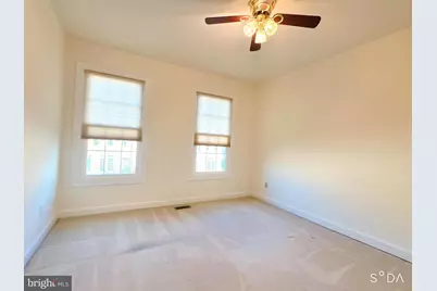 9563 Lagersfield Circle, Vienna, VA 22181 - Photo 17