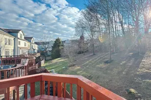 9563 Lagersfield Cir, Vienna, VA 22181 - Photo 25