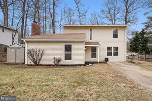 6214 Garretson St, Burke, VA 22015 - Photo 25