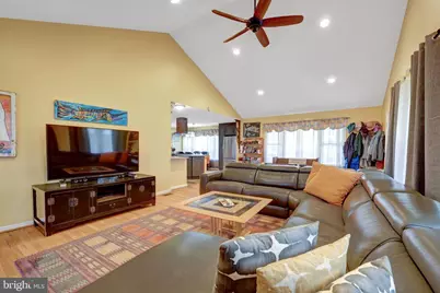6631 Kirkley Avenue, McLean, VA 22101 - Photo 11