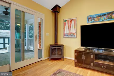 6631 Kirkley Avenue, McLean, VA 22101 - Photo 9