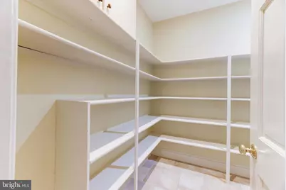 8001 Greenwich Woods Drive, McLean, VA 22102 - Photo 13