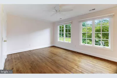 8001 Greenwich Woods Drive, McLean, VA 22102 - Photo 21