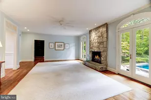 8001 Greenwich Woods Dr, McLean, VA 22102 - Photo 15