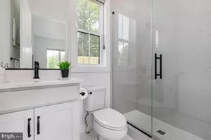 3557 Orchid Pond Wy, Oakton, VA 22124 - Photo 23