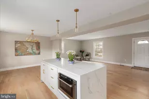 1002 Kerge Ct SE, Vienna, VA 22180 - Photo 7