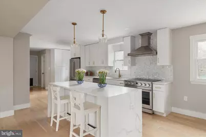 1002 Kerge Court SE, Vienna, VA 22180 - Photo 5