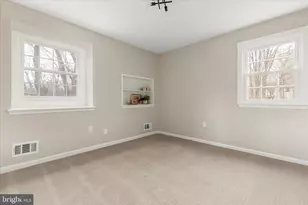 1002 Kerge Ct SE, Vienna, VA 22180 - Photo 27