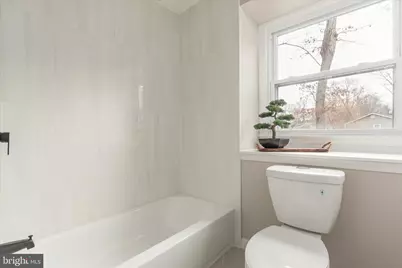 1002 Kerge Court SE, Vienna, VA 22180 - Photo 31