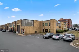 4215 Walney Rd, Chantilly, VA 20151 - Photo 11