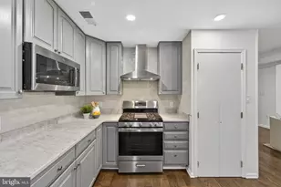 7113 Penguin Pl, Falls Church, VA 22043 - Photo 11