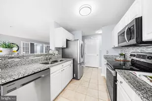 7518 Snowpea Ct, Alexandria, VA 22306 - Photo 19