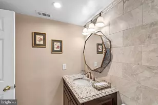 10225 Valentino Dr, Oakton, VA 22124 - Photo 21