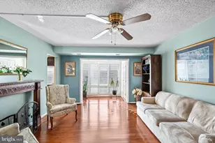 10225 Valentino Dr, Oakton, VA 22124 - Photo 7