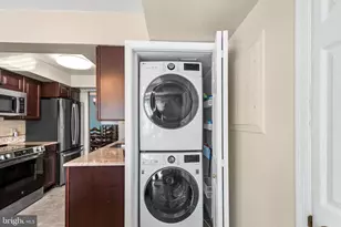 10225 Valentino Dr, Oakton, VA 22124 - Photo 19