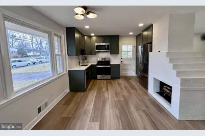 14801 Carlbern Drive, Centreville, VA 20120 - Photo 5