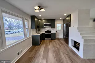 14801 Carlbern Dr, Centreville, VA 20120 - Photo 5