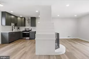 14801 Carlbern Dr, Centreville, VA 20120 - Photo 15