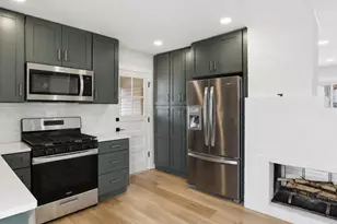 14801 Carlbern Dr, Centreville, VA 20120 - Photo 31