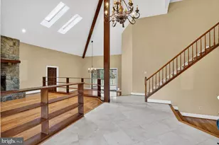 905 Falls Bridge Ln, Great Falls, VA 22066 - Photo 19