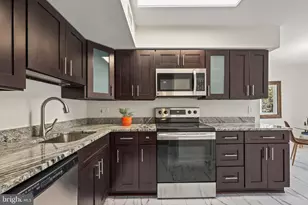 4599 Logsdon Dr, Annandale, VA 22003 - Photo 13