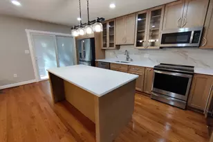 9441 Park Hunt Ct, Springfield, VA 22153 - Photo 3