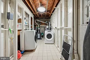 1506 Woodacre Dr, McLean, VA 22101 - Photo 37