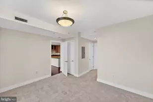 8220 Crestwood Heights Dr, McLean, VA 22102 - Photo 23