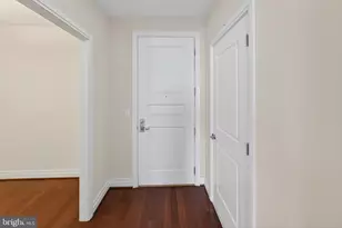 8220 Crestwood Heights Dr, McLean, VA 22102 - Photo 3