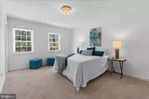 2402 Windbreak Dr, Alexandria, VA 22306 - Photo 19