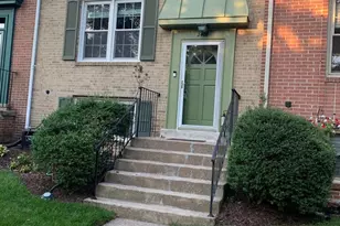 2402 Windbreak Dr, Alexandria, VA 22306 - Photo 1