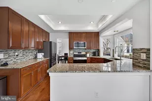 5812 Stone Creek Dr, Centreville, VA 20120 - Photo 11