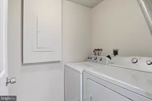 8386 Brockham Dr, Alexandria, VA 22309 - Photo 19