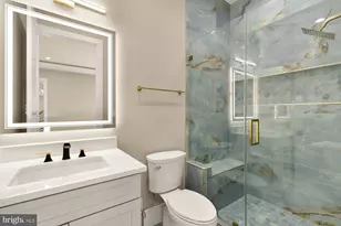 6935 Southridge Dr, McLean, VA 22101 - Photo 45