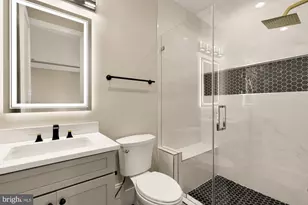 6935 Southridge Dr, McLean, VA 22101 - Photo 49