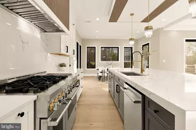 6935 Southridge Drive, McLean, VA 22101 - Photo 25