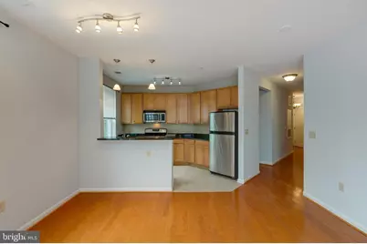 2665 Prosperity Avenue #254, Fairfax, VA 22031 - Photo 5