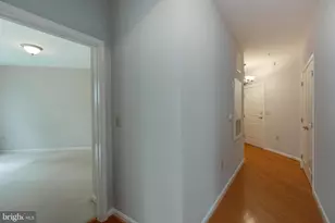 2665 Prosperity Ave, Fairfax, VA 22031 - Photo 17