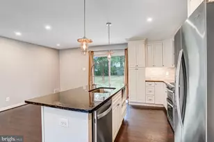 14712 Braddock Rd, Centreville, VA 20120 - Photo 9