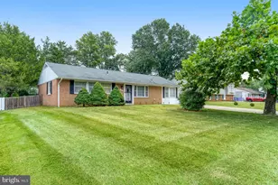 14712 Braddock Rd, Centreville, VA 20120 - Photo 3