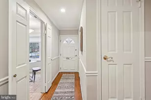 9269 Bailey Ln, Fairfax, VA 22031 - Photo 25