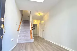 6372 James Harris Way, Centreville, VA 20121 - Photo 5