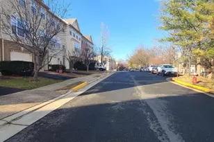 6372 James Harris Way, Centreville, VA 20121 - Photo 3