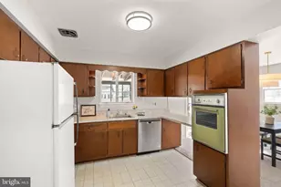 14724 Braddock Rd, Centreville, VA 20120 - Photo 15